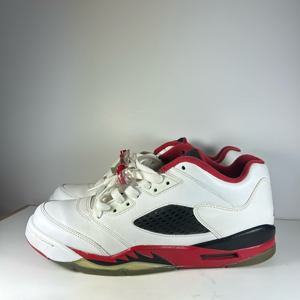 Air Jordan 5 Retro Low Fire Red Women’s Size 8.5 Sneakers